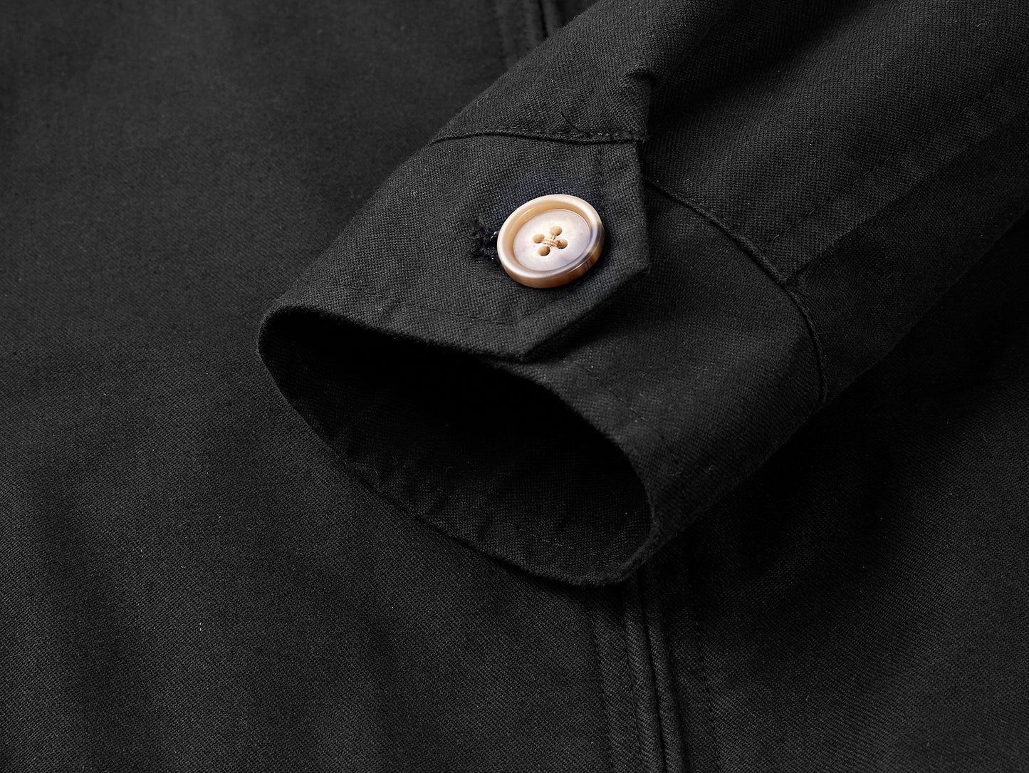 Men's Cotton Utility Jacket Spring & Fall Casual Solid Color Loose Fit Workwear Style Coat with Plaid Lining